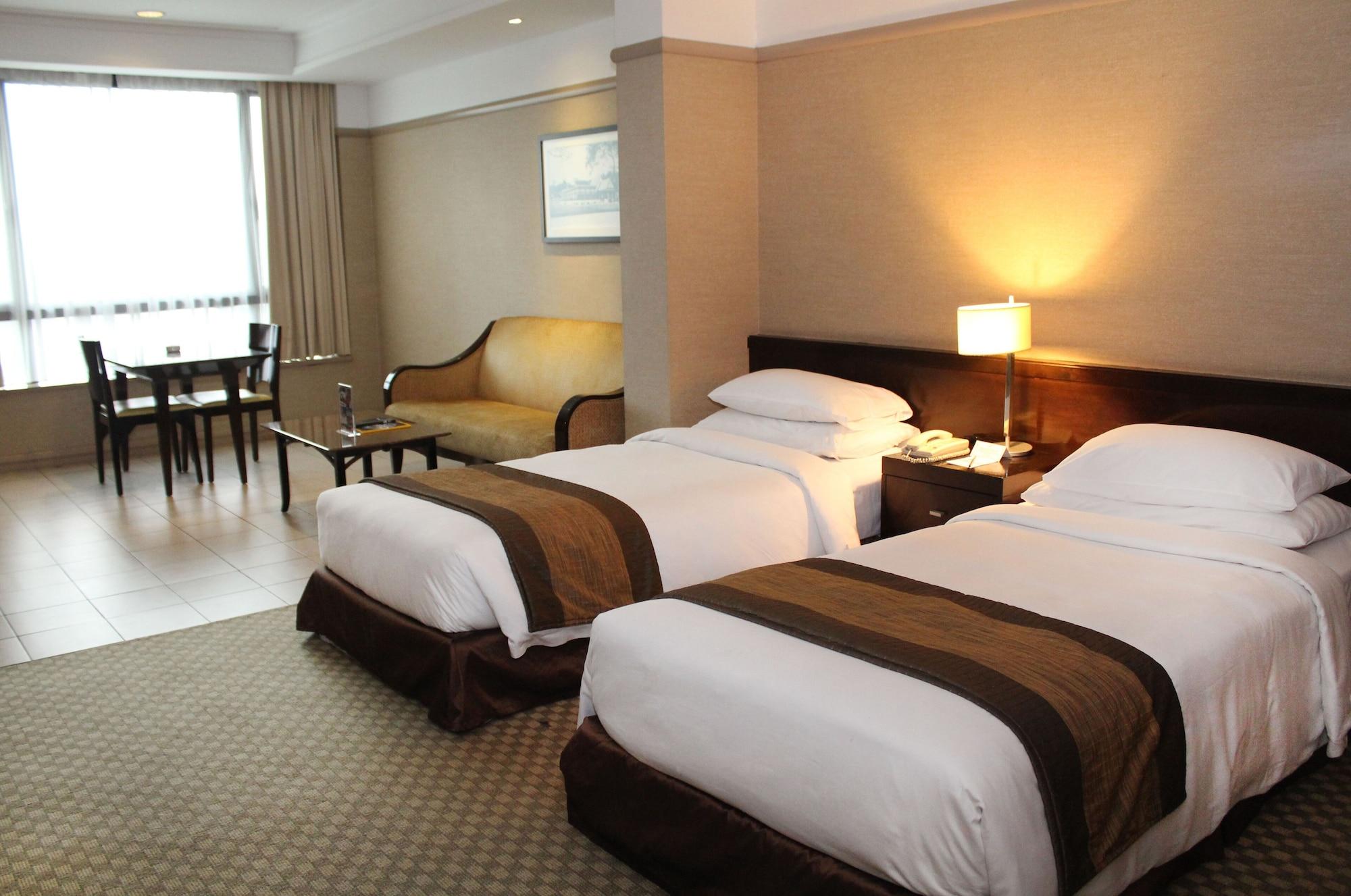 Pacific Regency Hotel Suites Kuala Lumpur Kültér fotó Deluxe Room