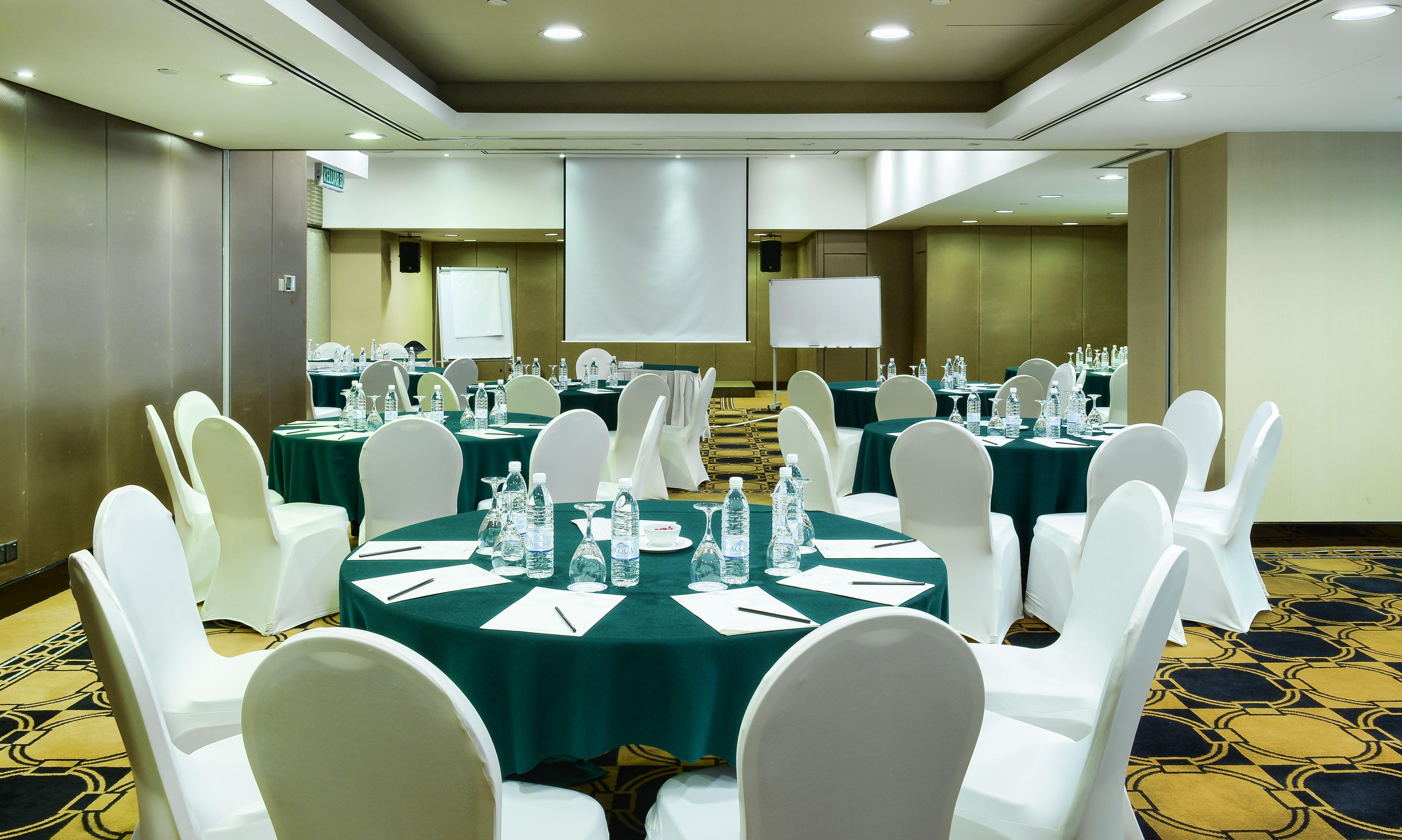 Pacific Regency Hotel Suites Kuala Lumpur Kültér fotó Meeting room